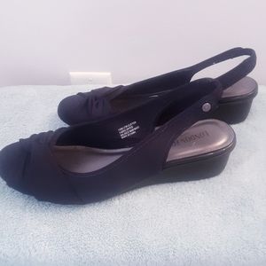 London Fog Womens Sling Back Sandals